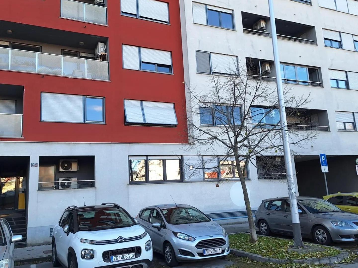 Apartman Lory, Zagreb, Downtown, With Own Parking In The Garage Εξωτερικό φωτογραφία