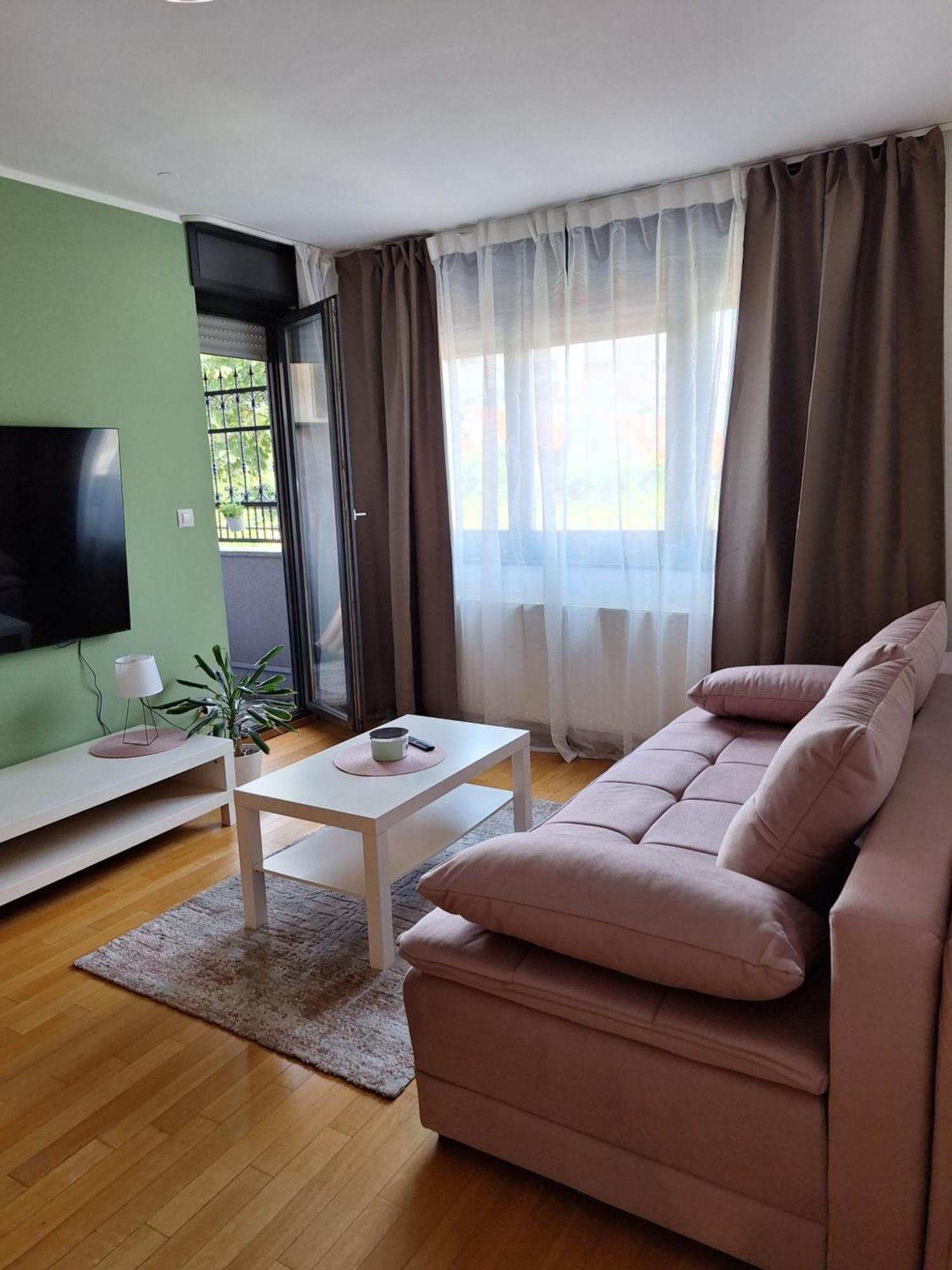 Apartman Lory, Zagreb, Downtown, With Own Parking In The Garage Εξωτερικό φωτογραφία